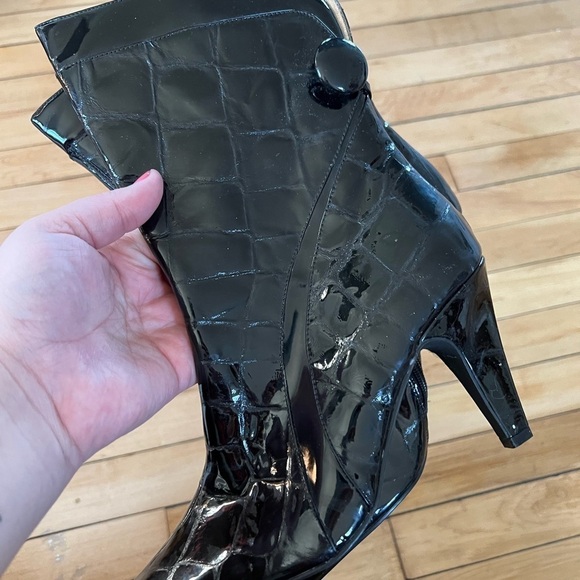 Stacy Adams black croc stiletto booties - Picture 3 of 9